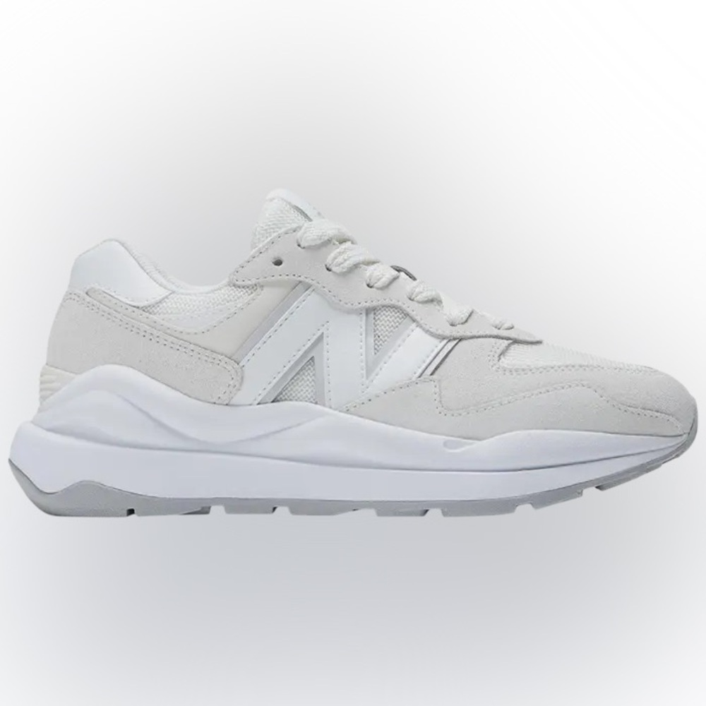 New Balance 5740 Oat White Sneakers 6.5